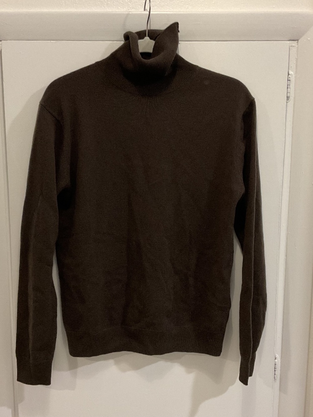 Massimo Dutti Dark Brown Turtleneck Sweater, Size M